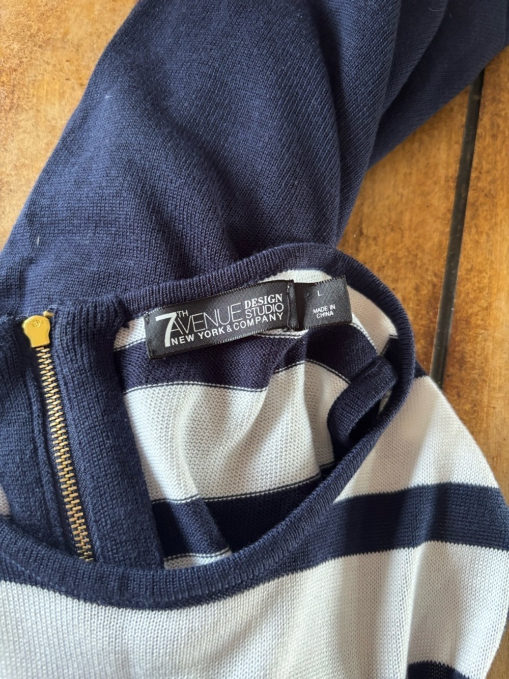 7th Avenue Design Studio New York & Co Striped - Picture 6 of 6